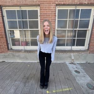 Meet your Posher, Katelyn